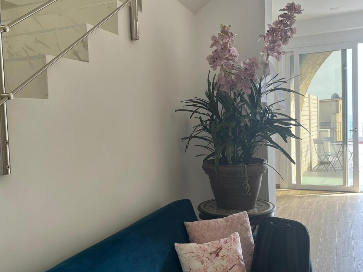 B&B Dea Gela Buitenkant foto